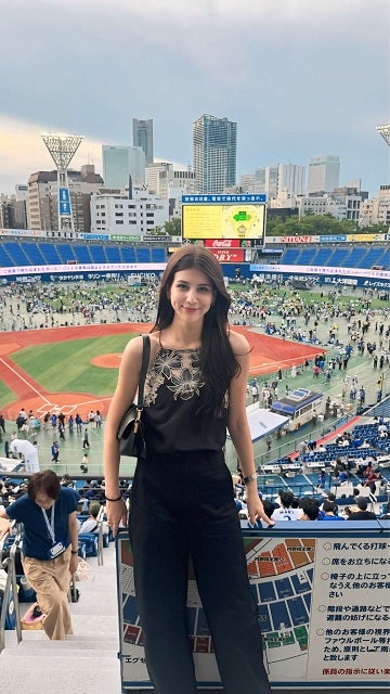 「シーズン中と違って少年のように…」あの最多勝右腕の妹モデルがNPBオールスター戦を堪能