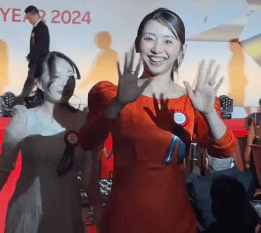 「奇跡が起きました！」宅トレクリエイターの美女、”0.25％”の超難関を突破し栄冠を手に！ステージムービーにファン一斉が魅了