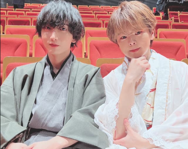 「衣装もビジュも素敵すぎるって」声優・村瀬歩が公演終了を報告！