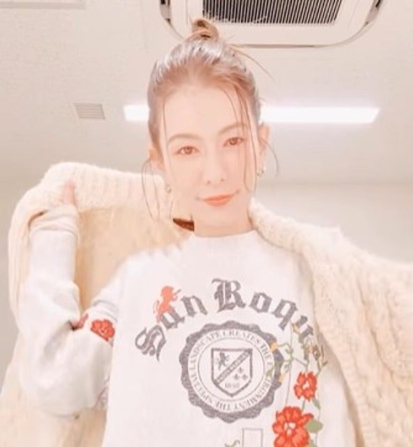 スザンヌ、ロケやフリマ準備で充実した一日を過ごす！