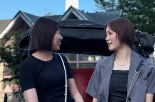 「人生初人力車 ！」バドミントン美女のバースデー報告！”目と目で・通じ合うショット”を披露！