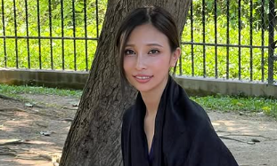 「ビビり顔が逆にキュート！」鎌沢朋佳、ホワイトタイガーとの2ショットに大反響