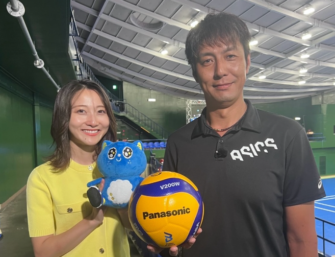 驚きの身長差！石川晴香、元日本代表・山本隆弘との2ショットに反響