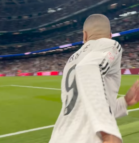 「誰も止められない」エンバペ、近距離アングルで見る独走ゴールが話題に