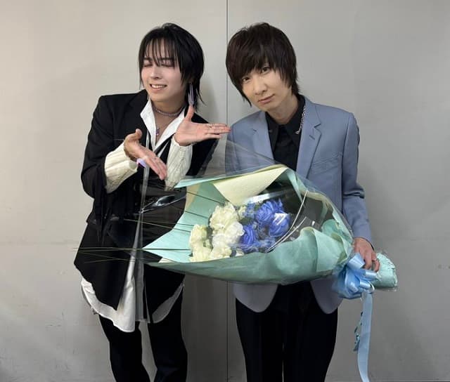 蒼井翔太が劇場版『うたプリ』舞台挨拶に登壇！誕生日直前の前野智昭との2ショットを公開