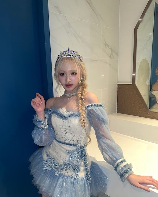 まるでプリンセス！？韓国の人気アイドルの美しすぎる最新ショットが話題に