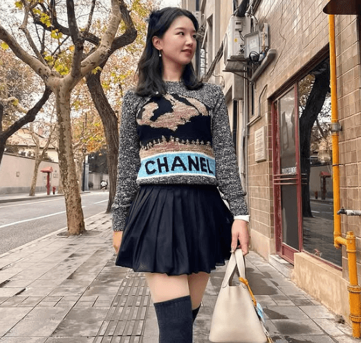 「もっと早く、貴女を知りたかった…」美女プロゴルファー、あのハイブランド着用の”ミニスカ・ショット”にファン燃えたぎる！