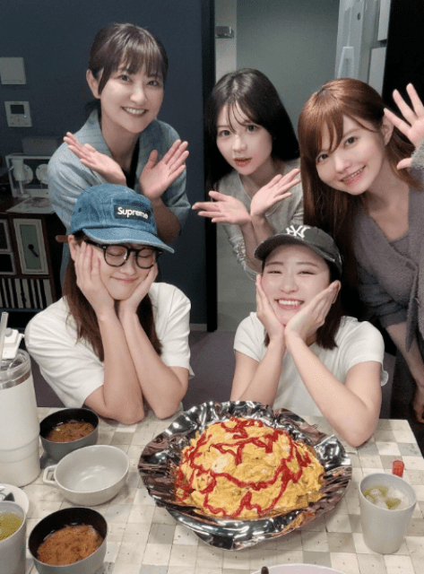 「落ち着くなぁー」鈴木奈々、益若つばさ宅での楽しそうな女子会ショット公開！