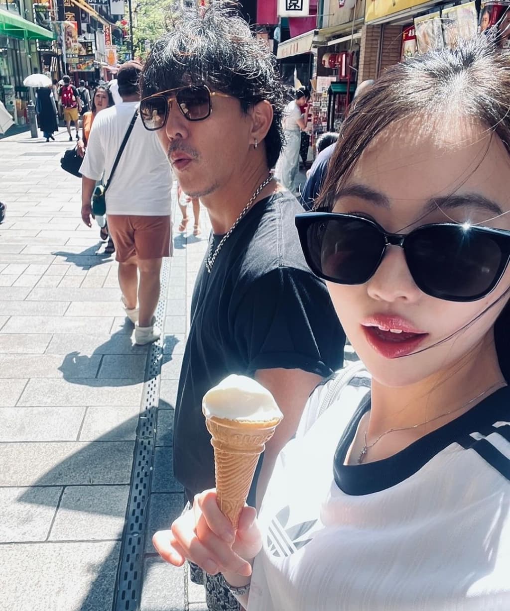 あの特撮主人公俳優が芸能界デビューした娘との2Sを披露！「カップルみたい♡」