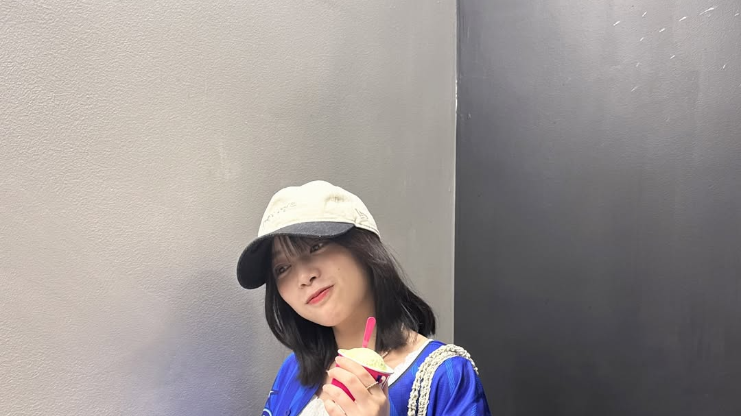 「たまきちゃんと観る野球は倍楽しい」日向坂46・山口陽世、アイス片手に笑顔！