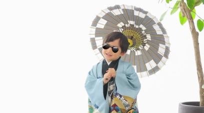 安田美沙子、次男の七五三で家族写真を公開！「ニコニコハッピーボーイに成長」と感慨！！