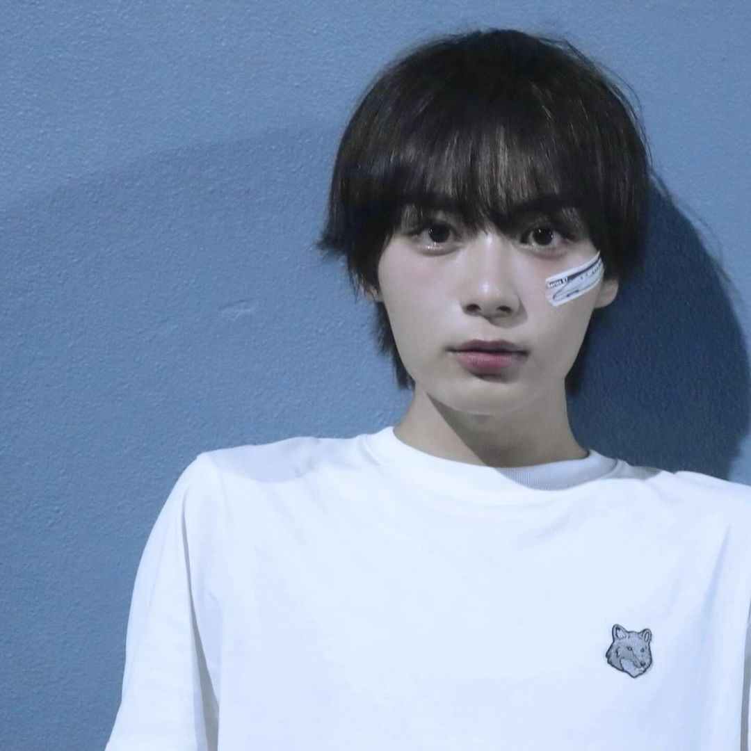 「総じてかわいすぎる」なにわ男子・大西流星が個人アカウントを開設し最新ショット投稿