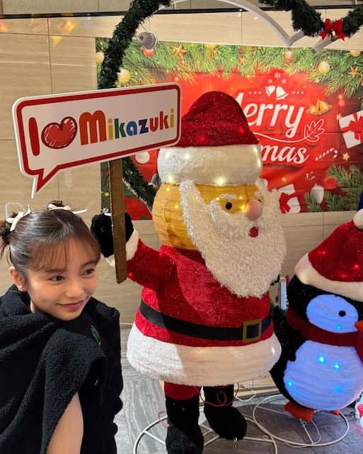 ぱるるが可愛すぎるクリスマス投稿を披露！