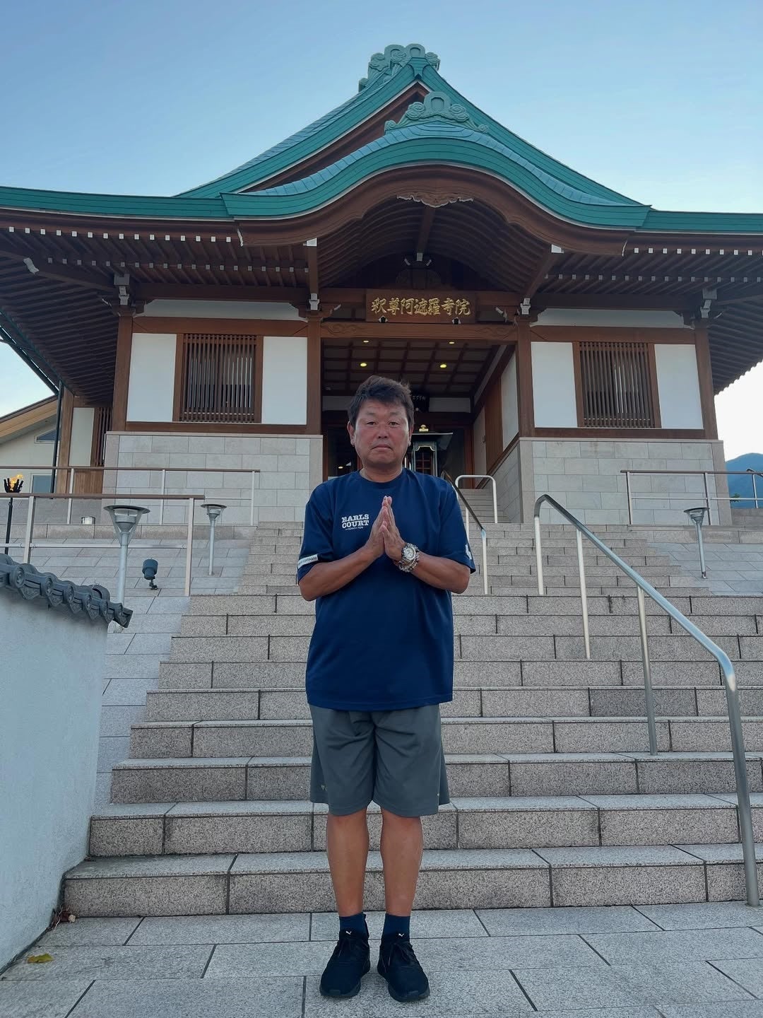 静寂に胸打たれる、デーブ大久保が上弦の月に祈った変わらぬ想いとは・・！