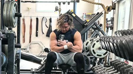 「逸腕復活へ！」棚橋弘至、道場での腕トレ報告にファン歓喜