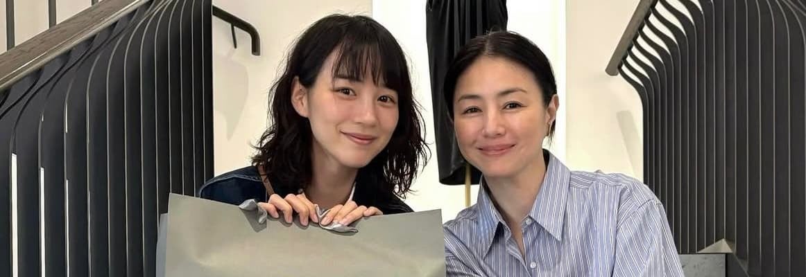 「素敵な親子… ミーママ＆のんちゃん」井川遥＆のん、笑顔での顔寄せ2ショットにファン歓喜！