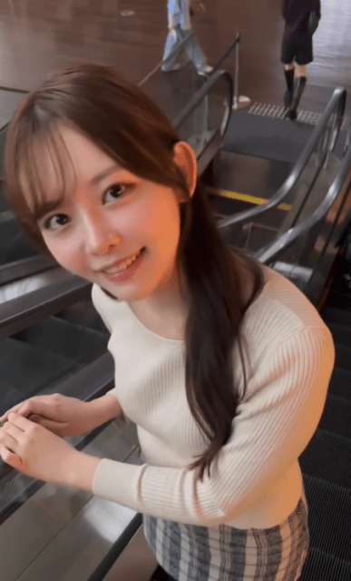 ミス東大・田中裕理「上目遣い」で首傾げファンのハート射貫く！