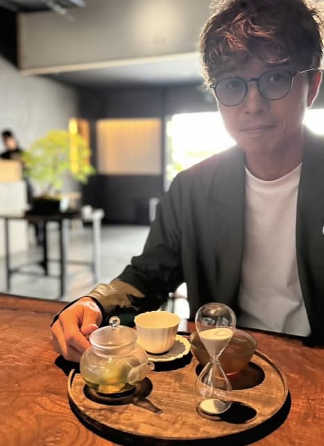 井ノ原快彦が期間限定の葛きりを堪能