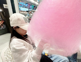 鈴木奈々、姪っ子とダイバーシティ満喫　「わたあめデカ！！！」