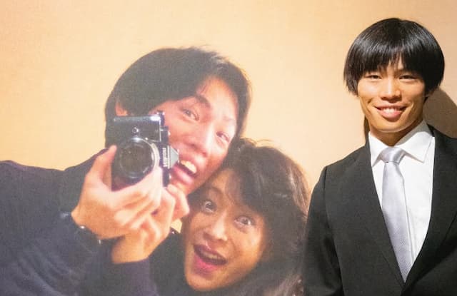 かが屋・加賀翔、あの“歌姫”を撮る！写真展で明菜ワールドにドキドキ