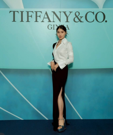 「結晶のように輝いてた」土屋太鳳、ティファニー銀座での幻想的な体験を綴る