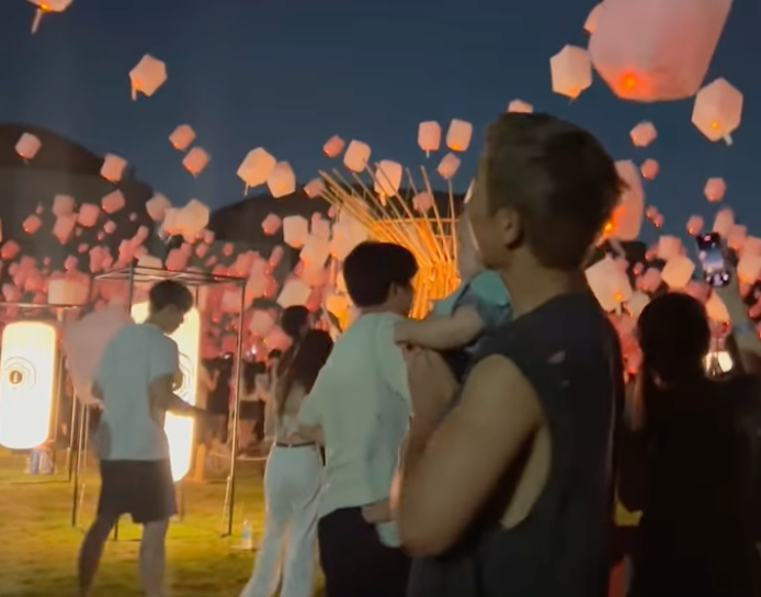 「灯りと息子」K‑1王者大岩龍矢、幼い息子と満天ランタンの特別な夜！