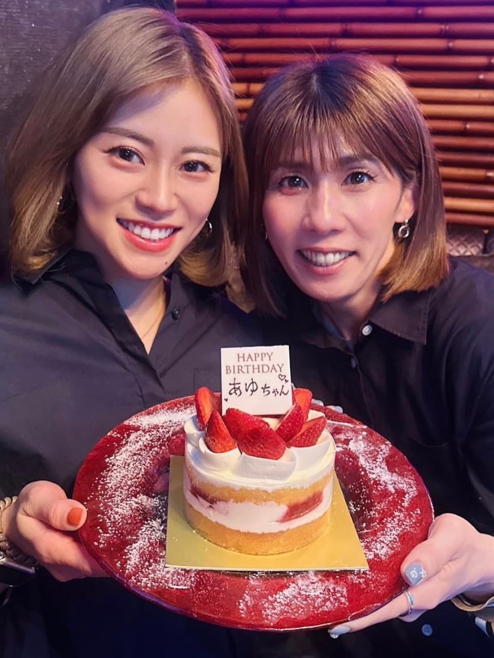 吉田沙保里、友人・あゆちゃんのお誕生日を祝福！豪華バースデープレゼントにファン仰天！