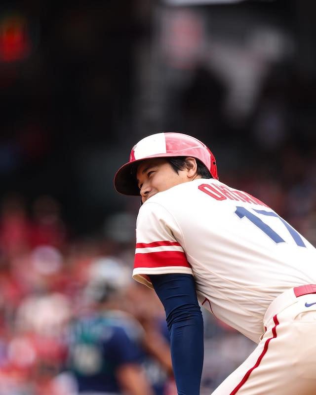 大谷翔平が手術の成功を報告❗️ プロ野球OBやかつての同僚も反応👀