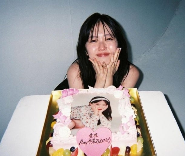 「本日をもって本当に本当に卒業！！！」あのモデルが10年間に終止符