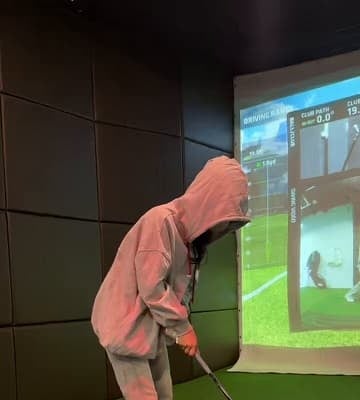 「〇〇まで帰れま10」森脇梨々夏がゴルフムービーを公開！ファン「崩れ方可愛い」