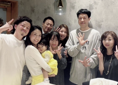 ハイヒール・モモコ、仲良し家族でアルティザン貸切誕生日会！小籔千豊も登場で大盛り上がり！