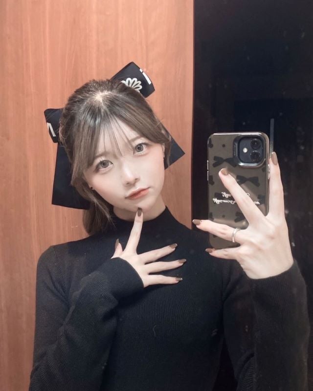 あの人気インフルエンサーの最新私服ショット話題に「冬はお姉さん感ましまし」