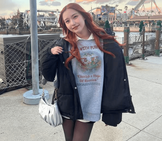 「可愛い以外の言葉が見当たらない」めっカワなチアガール・SAAYA、ミニ美脚まぶしい”湾岸・ショット”にファン歓喜！