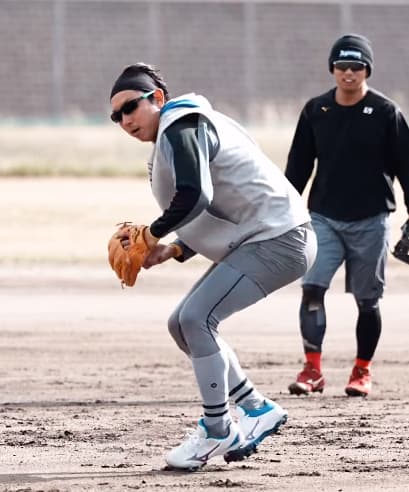 「全く衰えない」栃木ゴールデンブレーブス・川崎宗則、自主トレにて軽快な動きを披露！