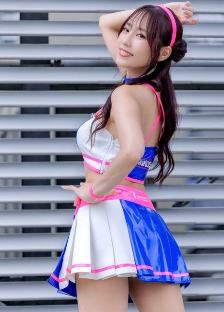 注目度急上昇！レースクイーン・霧島聖子が語るWAKO’S GIRLS夏コスとアンバサダーアワードへの挑戦