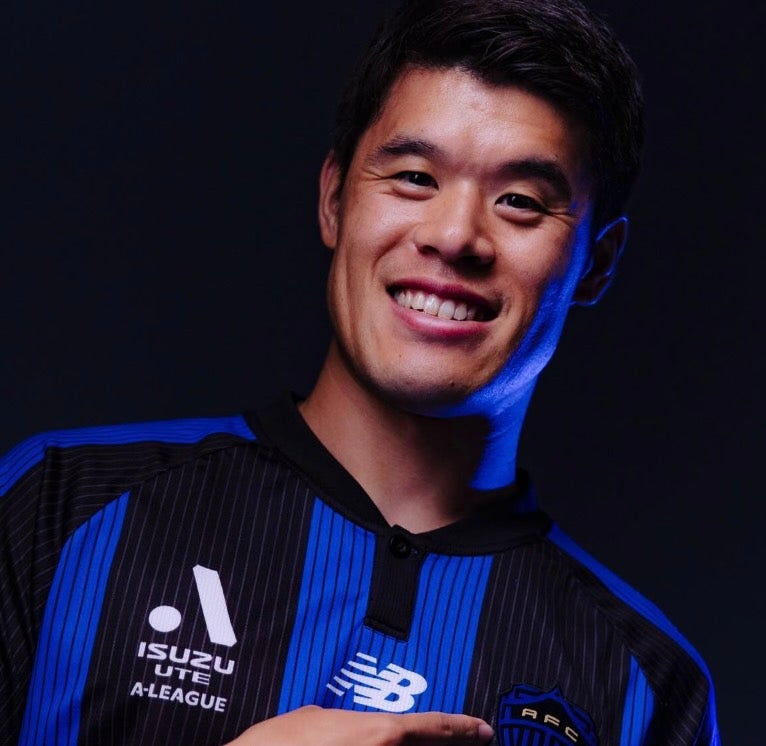 海外移籍発表の酒井宏樹　新クラブでの意気込みを語る