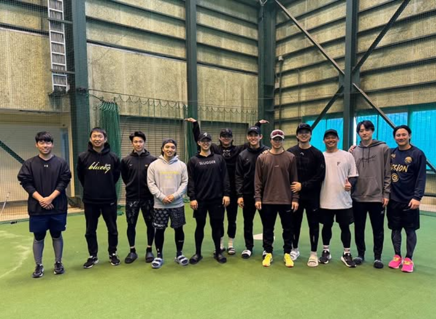 日本ハム・山本拓実、宮古島で「最強の準備」完了！ソフトバンク・上沢、巨人・田中瑛斗らと球団の垣根を越えた豪華ショット