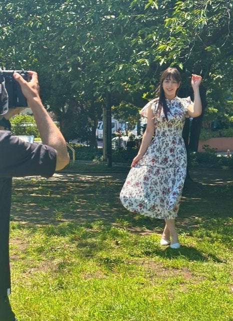 「爽やか美女！」女子プロレスラー・上原わかな、晴れた公園での撮影オフショットと取材報告
