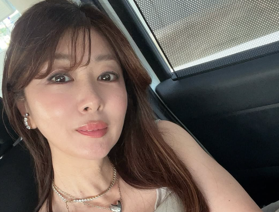 矢部美穂、猛暑の中「YABEKE」取材ロケ開始＆土曜営業予告で気合十分