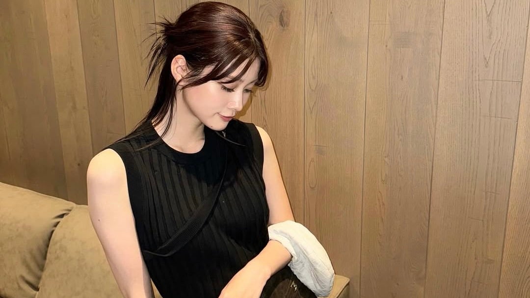 「がーーーー好きすぎるかわいい」生見愛瑠(めるる)、超ミニスカコーデにファン悶絶！