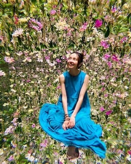 ベッキーカラーで花が大喜び？幸せ空間に喜び隠せず