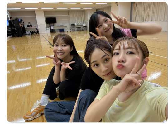 ヒミツのダンスレッスン！？高橋みなみ、元AKBレジェンド達との練習を公開！