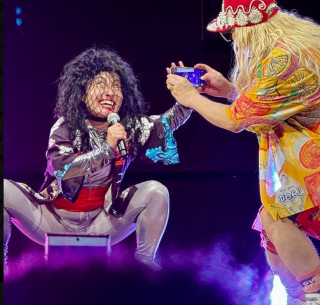 「ホントに巨大ねぶたに見えました！！」DJ KOOがキンタローのねぶた祭りを至近距離で激写！