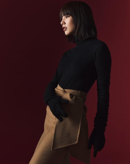 のん、秋らしいコーデを披露！「美しすぎて言葉にできない」とファン絶賛