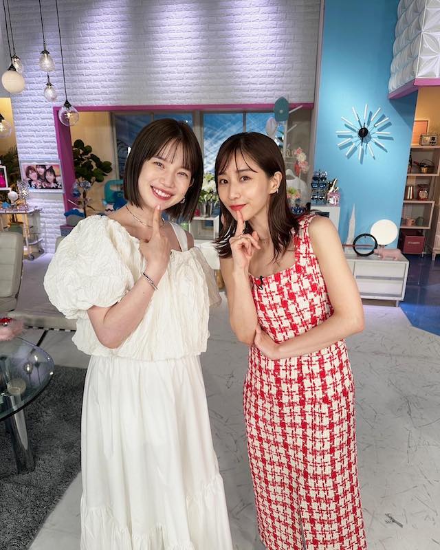 新MC交代を前に悲しみの声広がる…😿「あざとくて何が悪いの？」オフショットが公開！