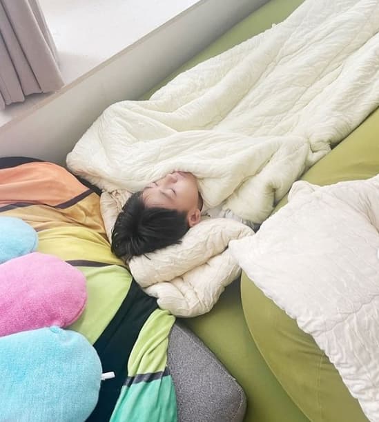 市川海老蔵　必死に起きようとする息子にほっこり…朝のひとコマ