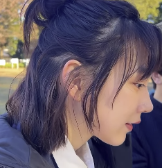 「MV10万回再生突破！」のん、撮影中のオフショット動画公開