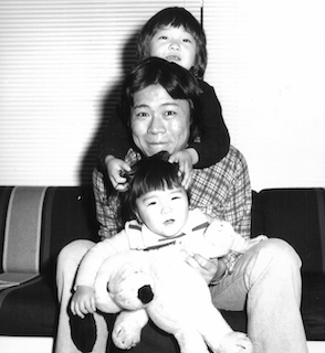 人気歌手 実父との“親子ショット