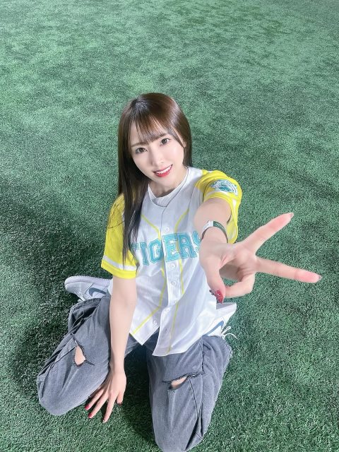 アイドルボウラー・熊本美和、東京ドーム芝降臨の激カワユニショットにファン歓喜！