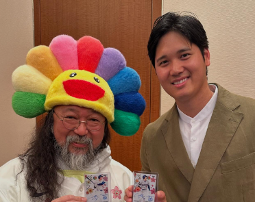 「大谷翔平×村上隆」豪華2ショット公開！初のボックス開封にファン熱狂